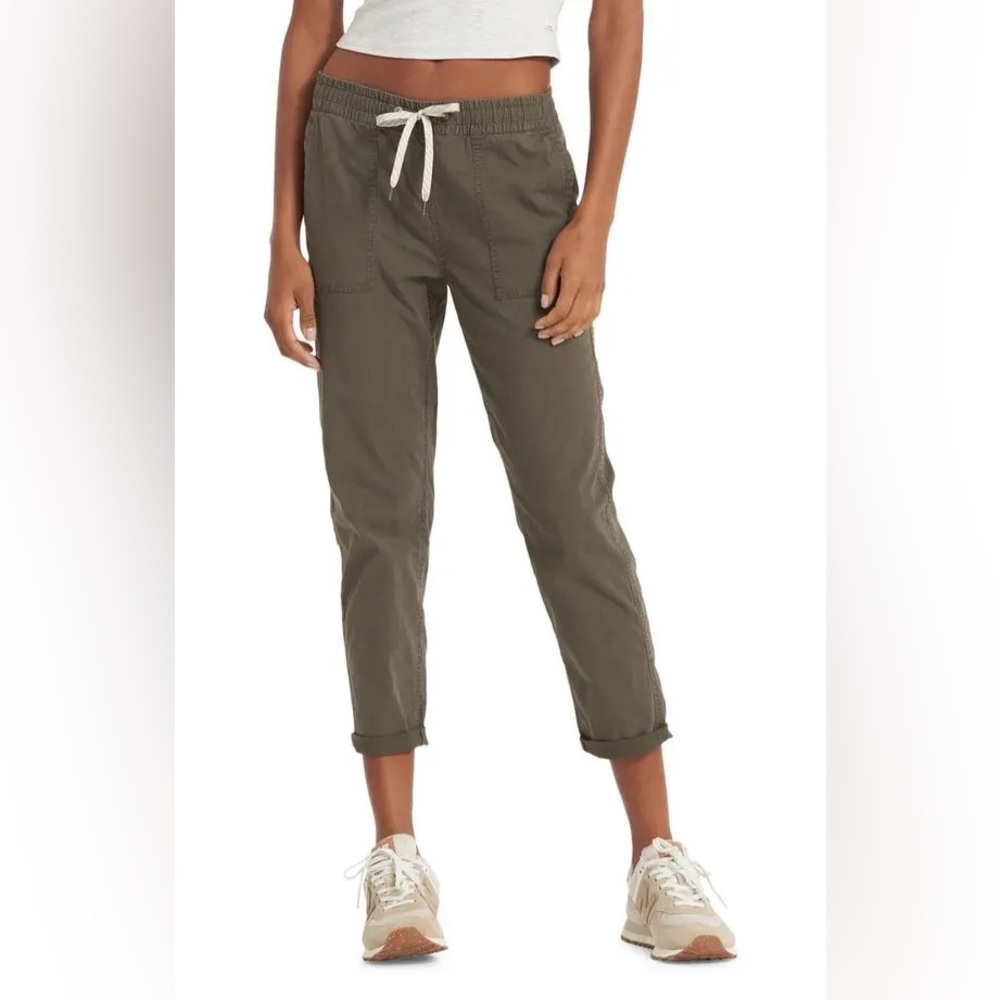 Vuori Olive Ankle Cropped Pants